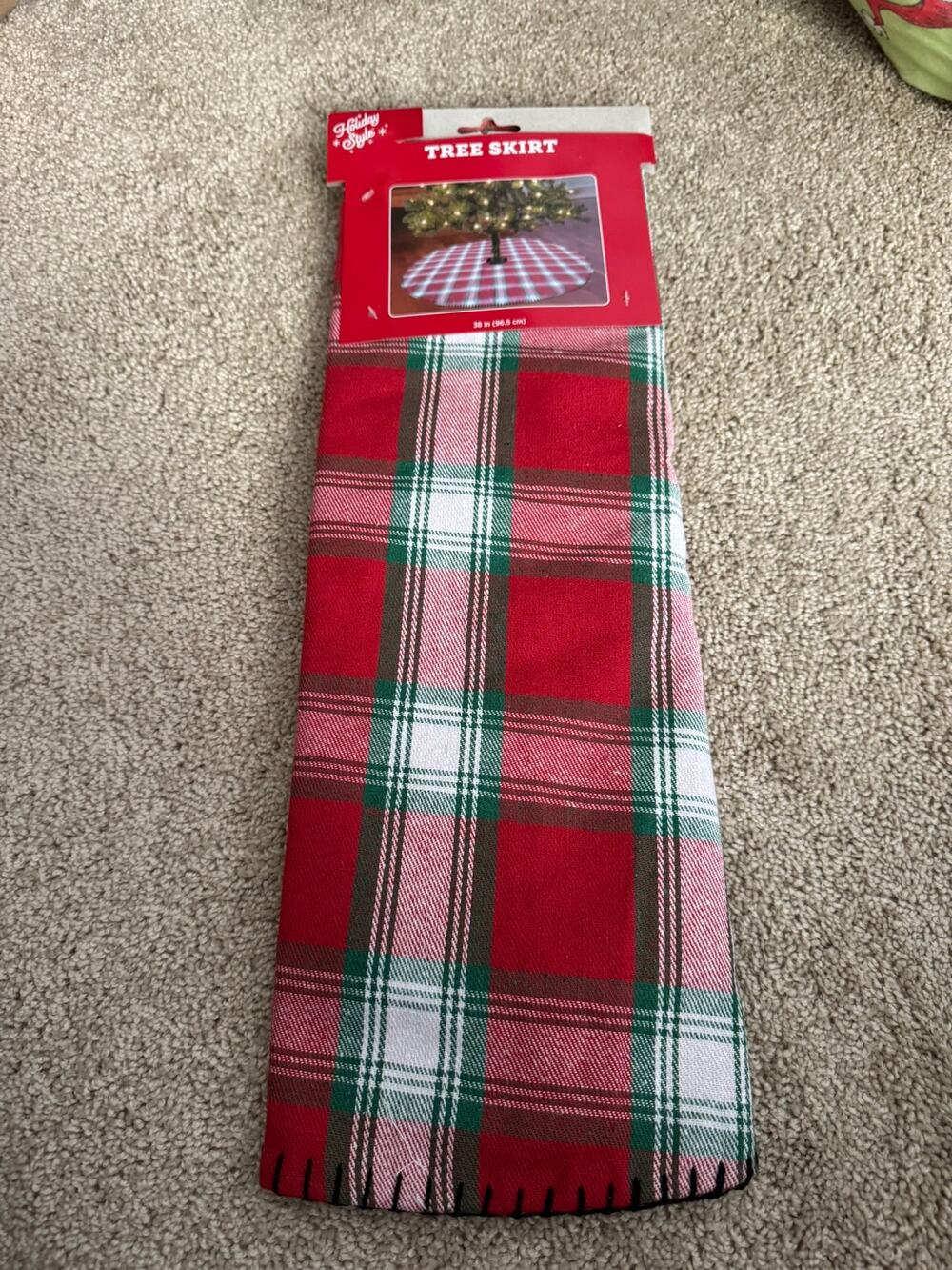 NWT Holiday Time Red White Green Christmas Tree Skirt Classic Pattern 38 In.